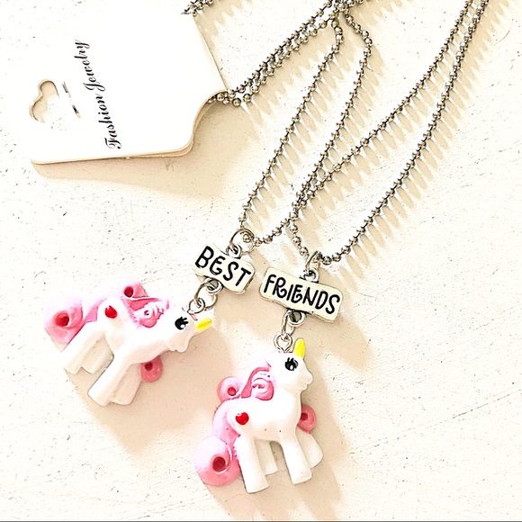4/$10🎈🦄 Best Friends Unicorn Necklace Set - Picture 1 of 3